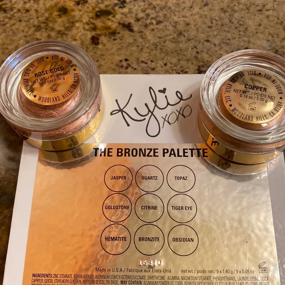 Kylie Cosmetics Birthday Edition Eyeshadow Palette with Gold And Rose Gold Pots